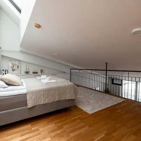 2ndhomes Unique & Spacious 2-storey With Sauna * Helsinki